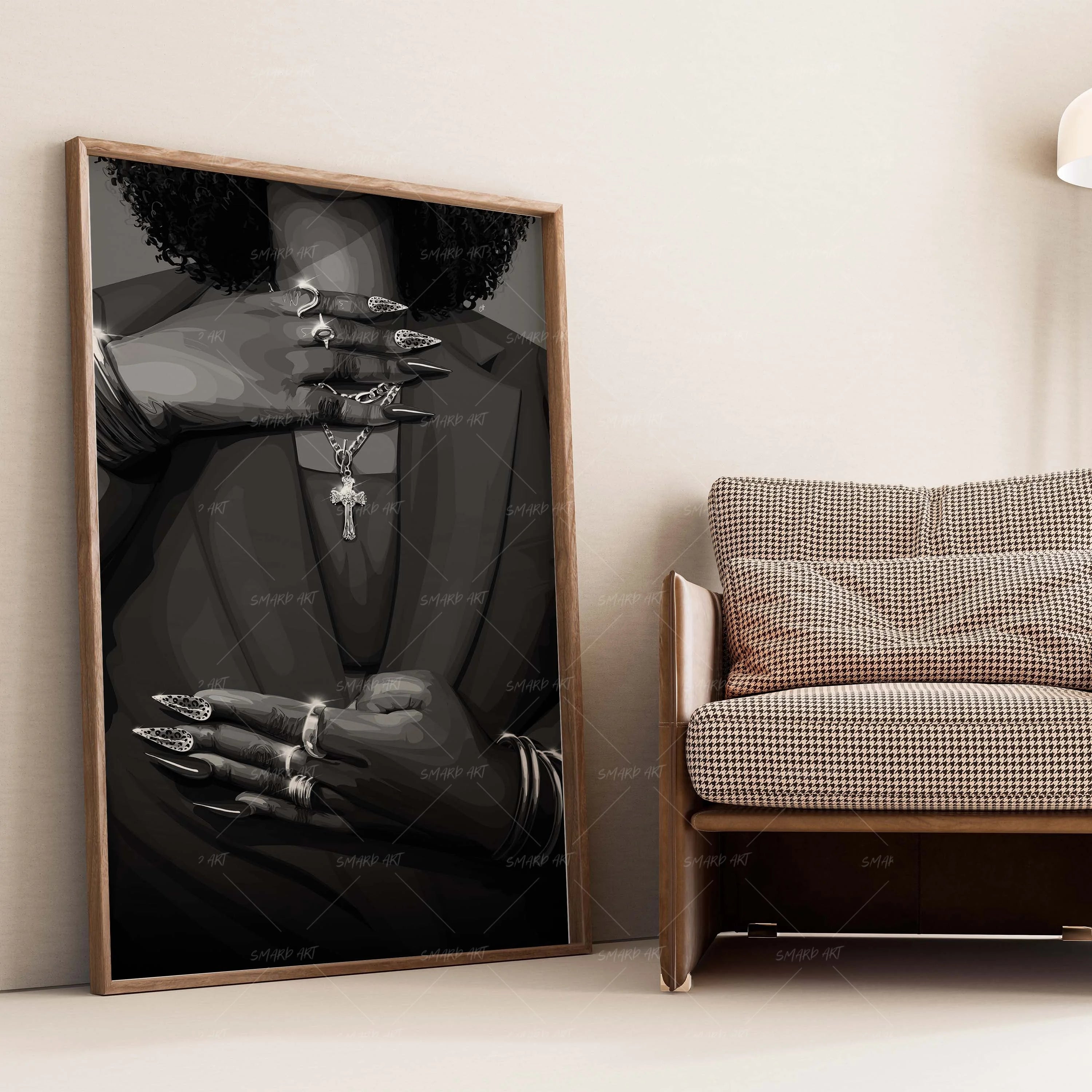 Suit Her B&W-Smard
