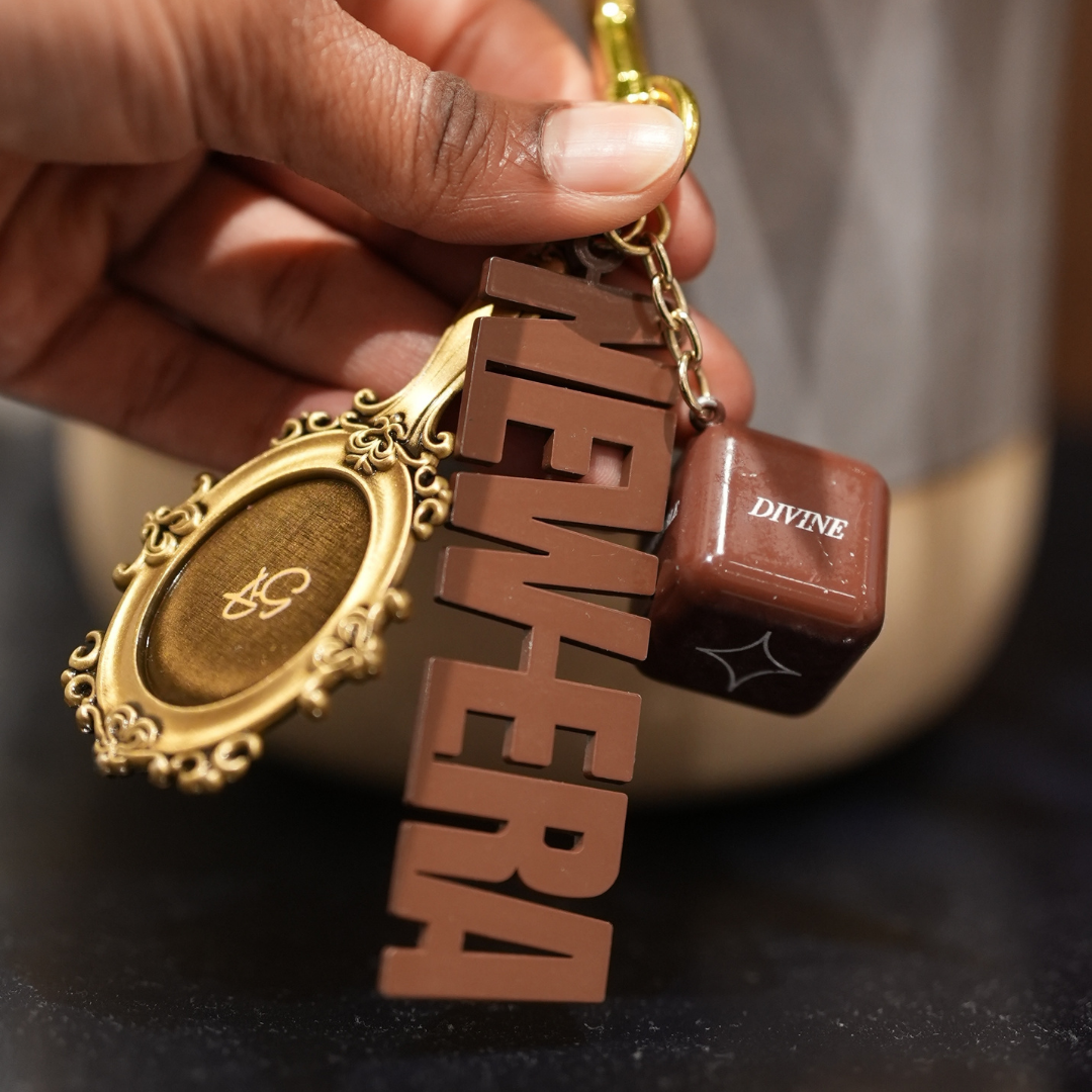 Girl Boss Mini Sculpture Bundle - Brown